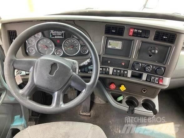 Kenworth T680 Vetopöytäautot