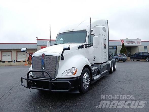 Kenworth T680 Vetopöytäautot