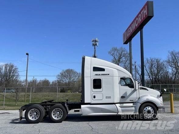 Kenworth T680 Vetopöytäautot