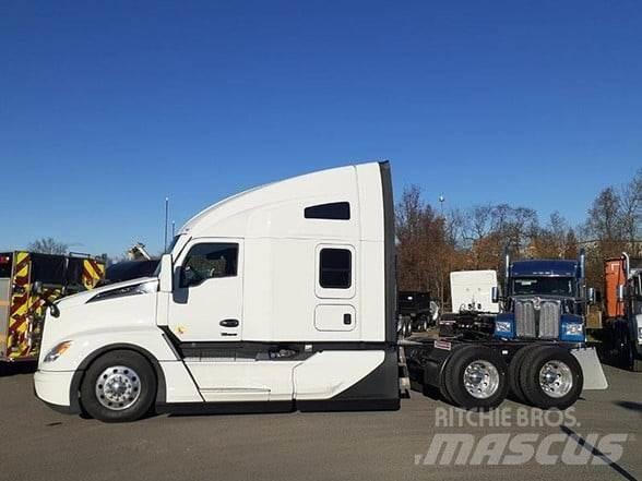 Kenworth T680 Vetopöytäautot