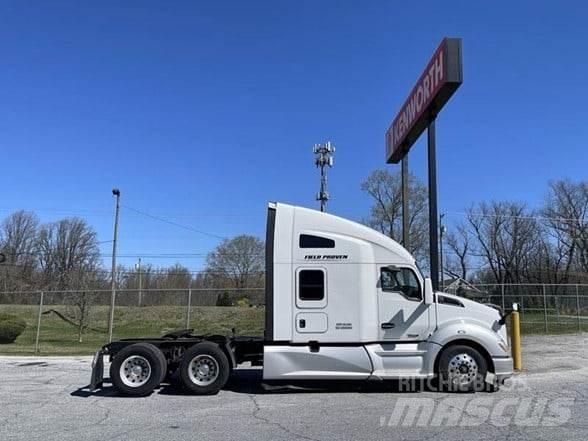Kenworth T680 Vetopöytäautot