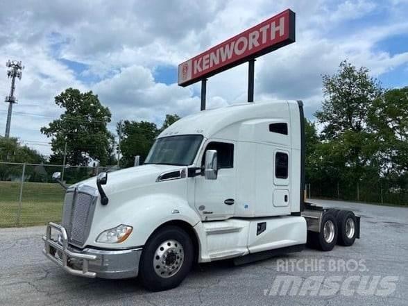 Kenworth T680 Vetopöytäautot