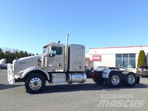 Kenworth T800 Vetopöytäautot