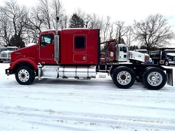 Kenworth T800 Vetopöytäautot