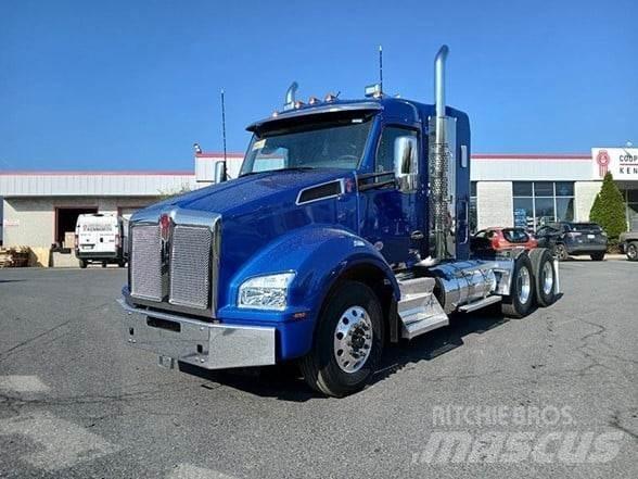 Kenworth T880 Vetopöytäautot
