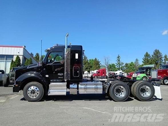 Kenworth T880 Vetopöytäautot