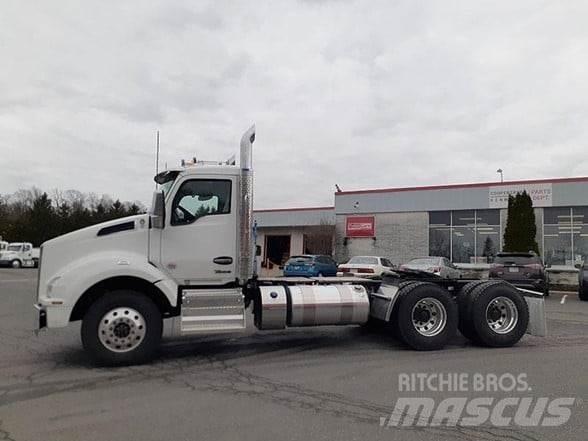 Kenworth T880 Vetopöytäautot