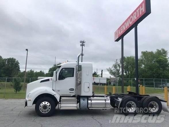 Kenworth T880 Vetopöytäautot
