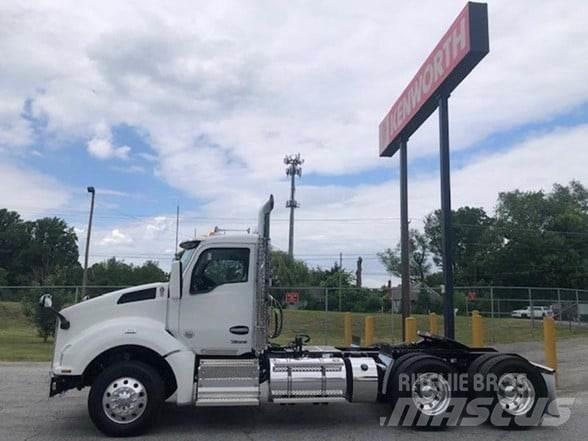 Kenworth T880 Vetopöytäautot