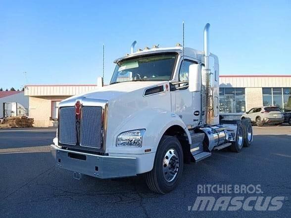 Kenworth T880 Vetopöytäautot