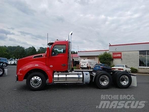 Kenworth T880 Vetopöytäautot