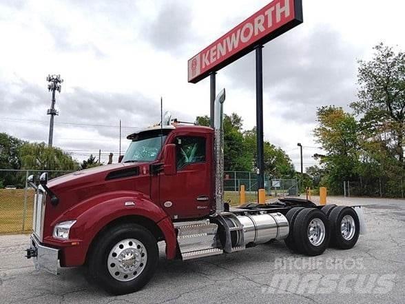 Kenworth T880 Vetopöytäautot