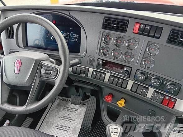 Kenworth T880 Vetopöytäautot