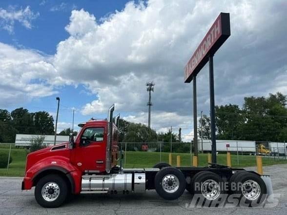 Kenworth T880 Vetopöytäautot
