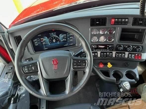 Kenworth T880 Vetopöytäautot