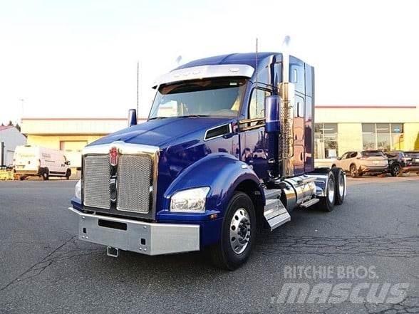 Kenworth T880 Vetopöytäautot