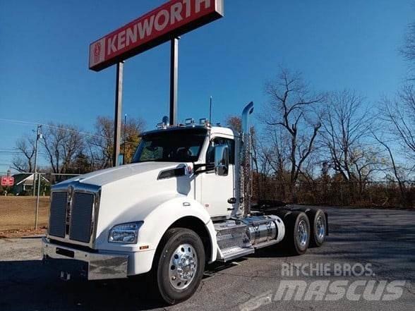 Kenworth T880 Vetopöytäautot