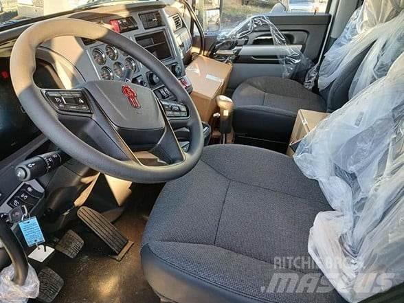Kenworth T880 Vetopöytäautot