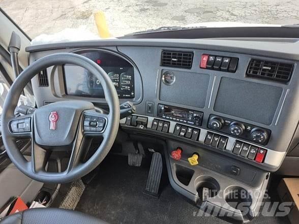 Kenworth T880 Sora- ja kippiautot
