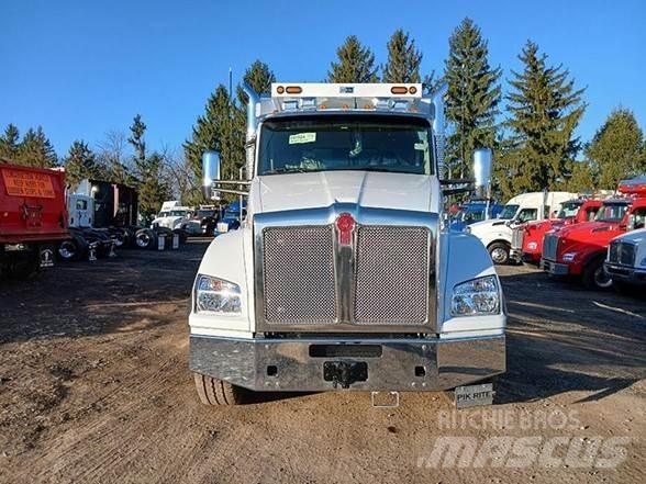 Kenworth T880 Sora- ja kippiautot