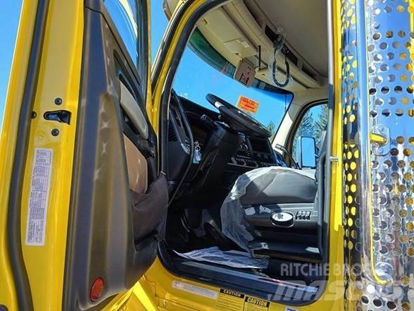 Kenworth T880 Sora- ja kippiautot