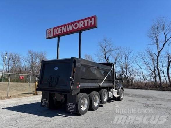 Kenworth T880 Sora- ja kippiautot