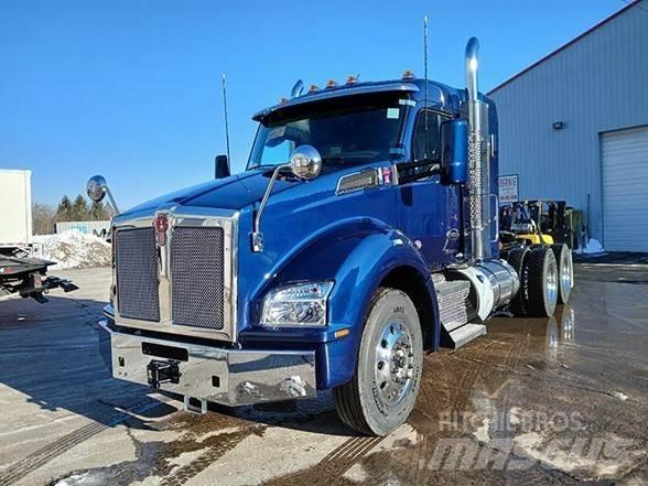 Kenworth T880 Vetopöytäautot