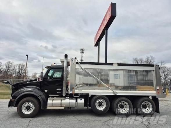 Kenworth T880 Sora- ja kippiautot