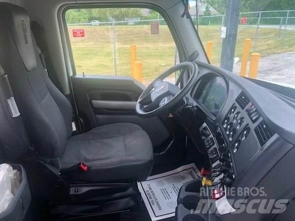 Kenworth T880 Vetopöytäautot