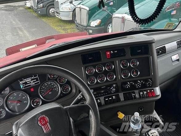Kenworth T880 Sora- ja kippiautot