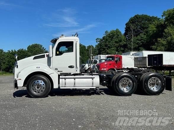 Kenworth T880 Vetopöytäautot