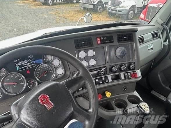 Kenworth T880 Vetopöytäautot