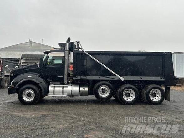 Kenworth T880 Sora- ja kippiautot