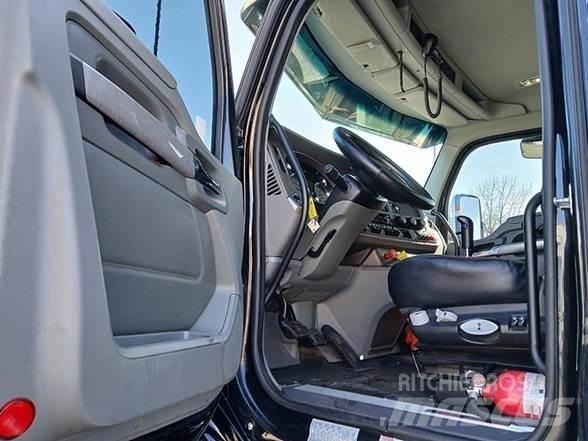 Kenworth T880 Sora- ja kippiautot