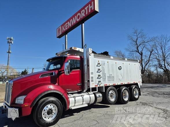 Kenworth T880 Sora- ja kippiautot