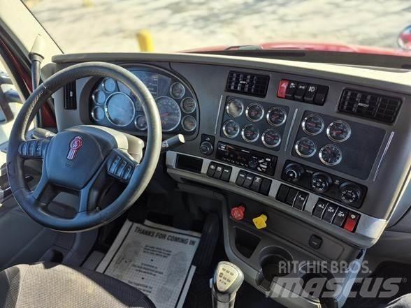 Kenworth T880 Sora- ja kippiautot