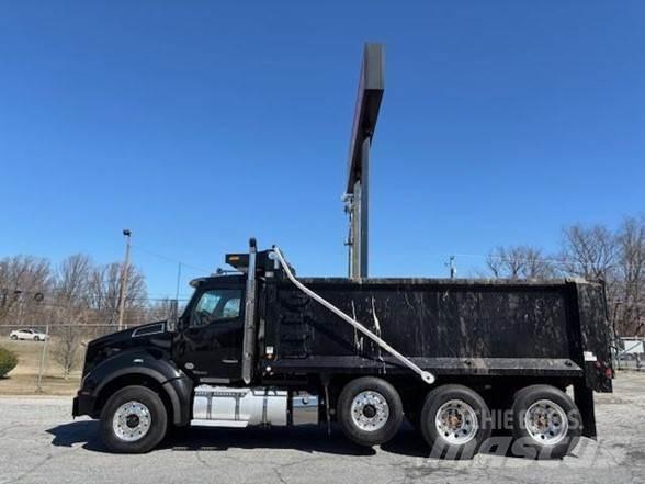 Kenworth T880 Sora- ja kippiautot