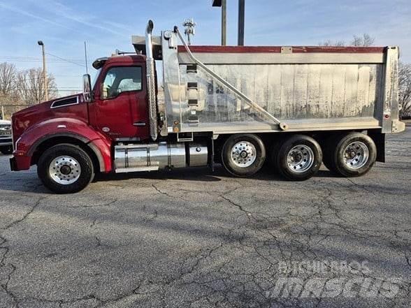 Kenworth T880 Sora- ja kippiautot