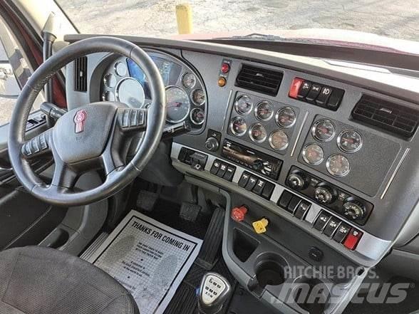 Kenworth T880 Sora- ja kippiautot
