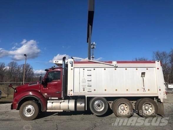 Kenworth T880 Sora- ja kippiautot
