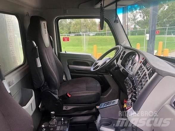 Kenworth T880 Sora- ja kippiautot