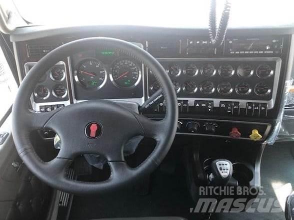 Kenworth W900 Vetopöytäautot