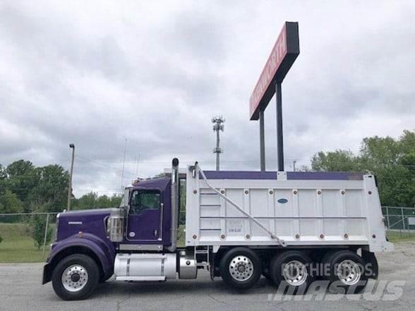 Kenworth W900 Sora- ja kippiautot