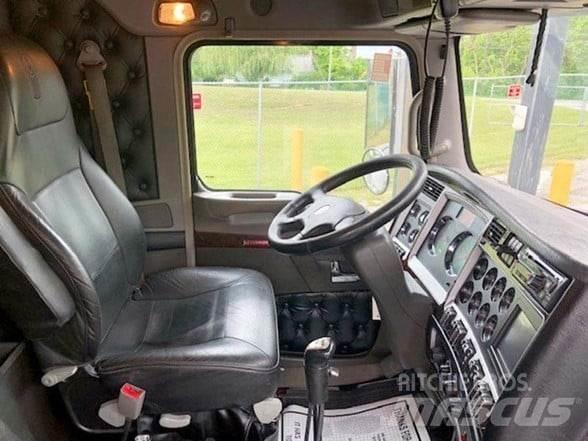Kenworth W900 Sora- ja kippiautot