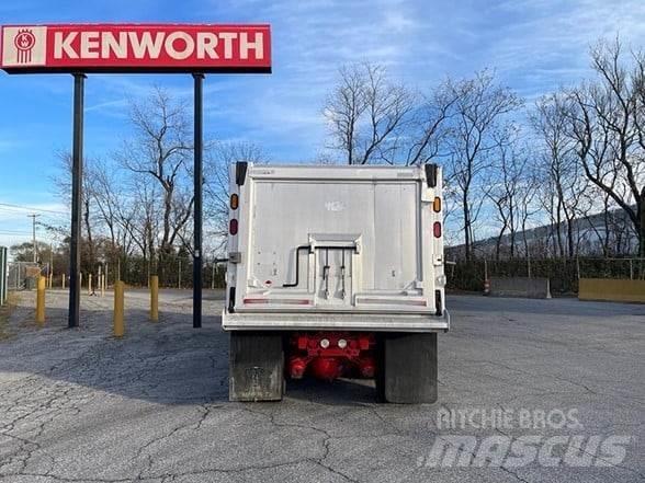 Kenworth W900B Sora- ja kippiautot