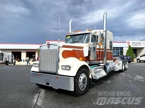 Kenworth W900L Vetopöytäautot