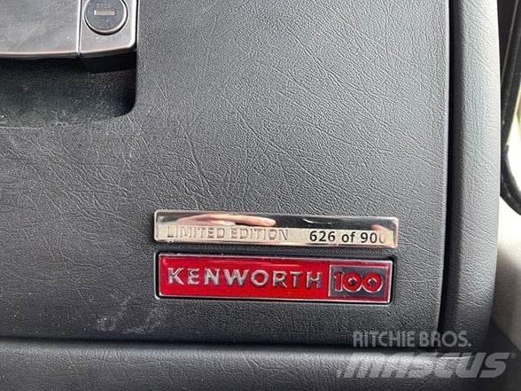 Kenworth W900L Vetopöytäautot
