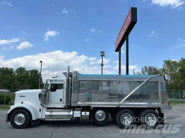 Kenworth W900L Sora- ja kippiautot