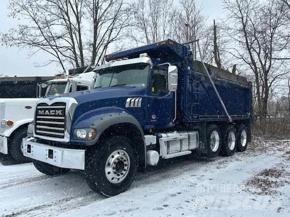 Mack GRANITE 64FR Sora- ja kippiautot