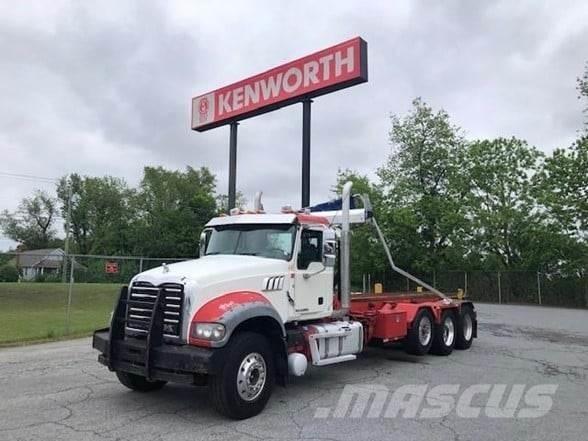 Mack GRANITE GU713 Jäteautot